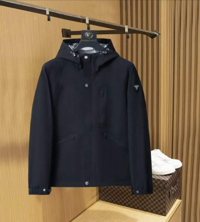 Picture of Prada Jackets _SKUPradaM-3XL7sr88330328